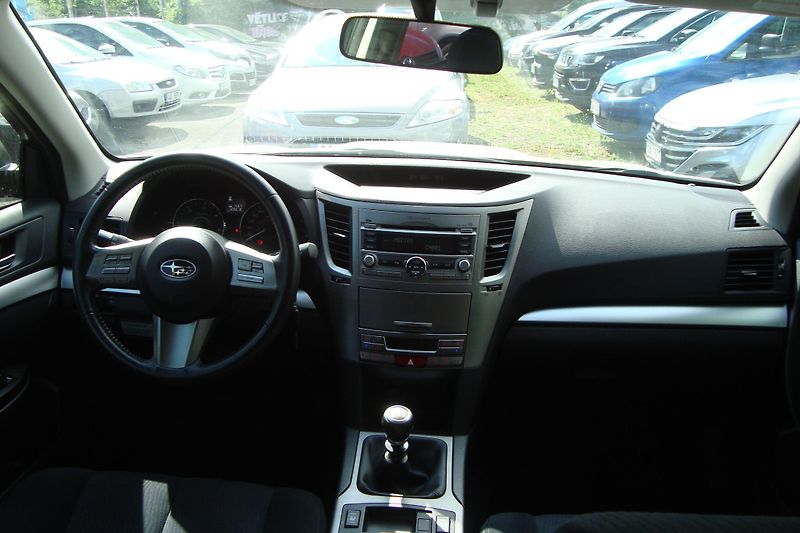 Subaru Outback (2011) 2.0 D,AWD,ČR, 2.Maj.Servis.Kn. - fotka 46 z 76
