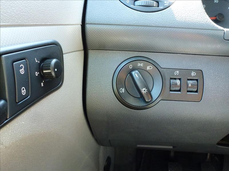Volkswagen Caddy 1,9 TDI bez DPF - fotka 29 z 42