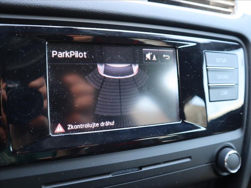 Škoda Octavia 2,0 RS TDi Nové Rozvody, Brzdy - fotka 20 z 32