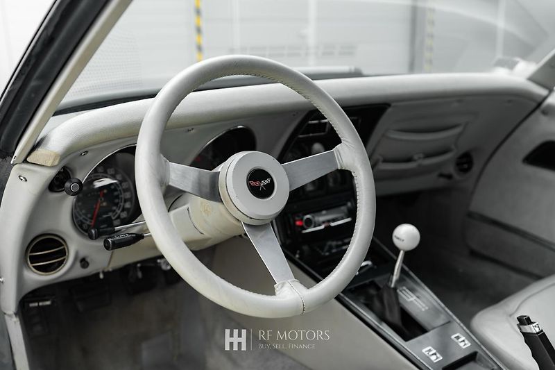 Chevrolet Corvette (1977) - fotka 33 z 51