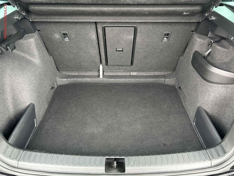 Škoda Karoq (2022) 1.5 TSI, 2.maj,ČR, SportLine - fotka 7 z 20