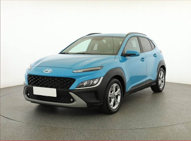 Hyundai Kona (2021) Business 1.6 T-GDI - fotka 2 z 18