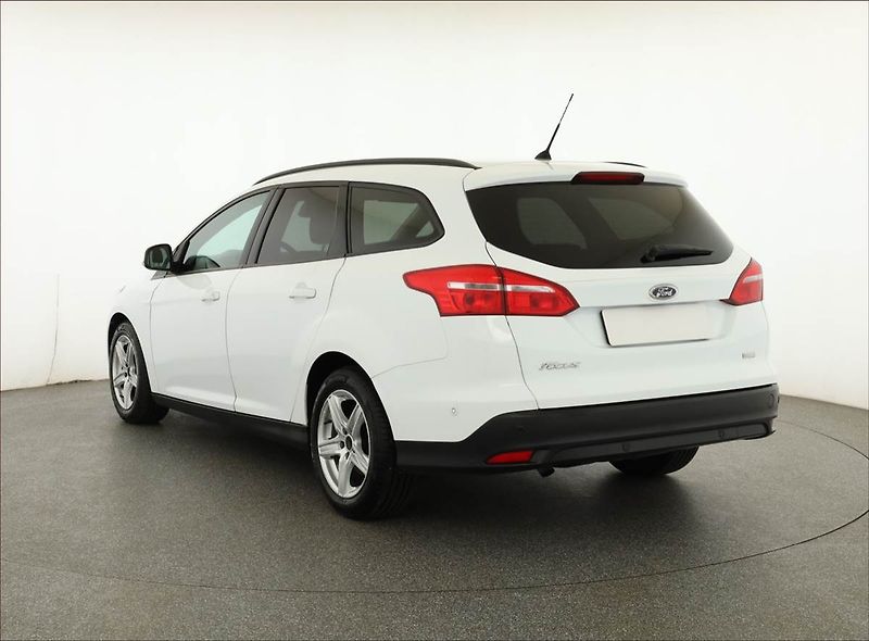 Ford Focus (2016) 1.0 EcoBoost, Serv.kniha - fotka 4 z 17