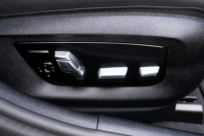BMW Řada 5 545e xDríve, ČR, Ventilace - fotka 31 z 31