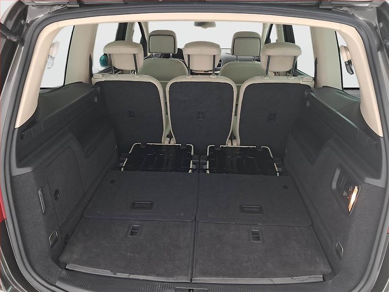 Seat Alhambra (2015) 2.0 TDI, Automat, 7 míst, Navi - fotka 14 z 21