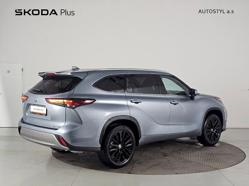 Toyota Highlander (2024) 2.5HEV 248k 4X4 EXECUTIVE - fotka 2 z 30