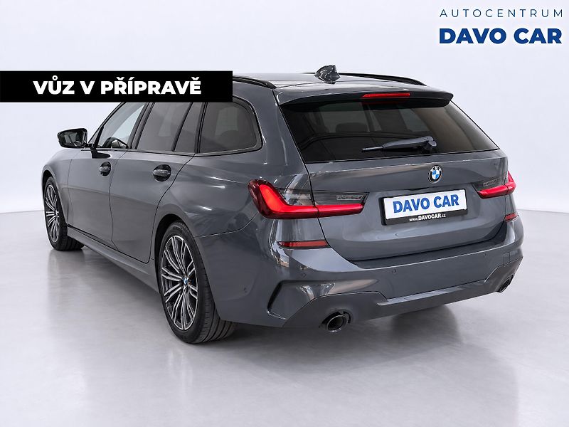 BMW Řada 3 2,0 320d 140kW M-Paket Laser S - fotka 2 z 12