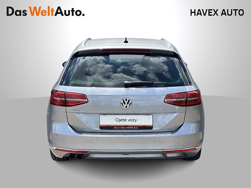 Volkswagen Passat (2018) Variant 2.0 TDI 4Motion DSG Hi - fotka 27 z 27