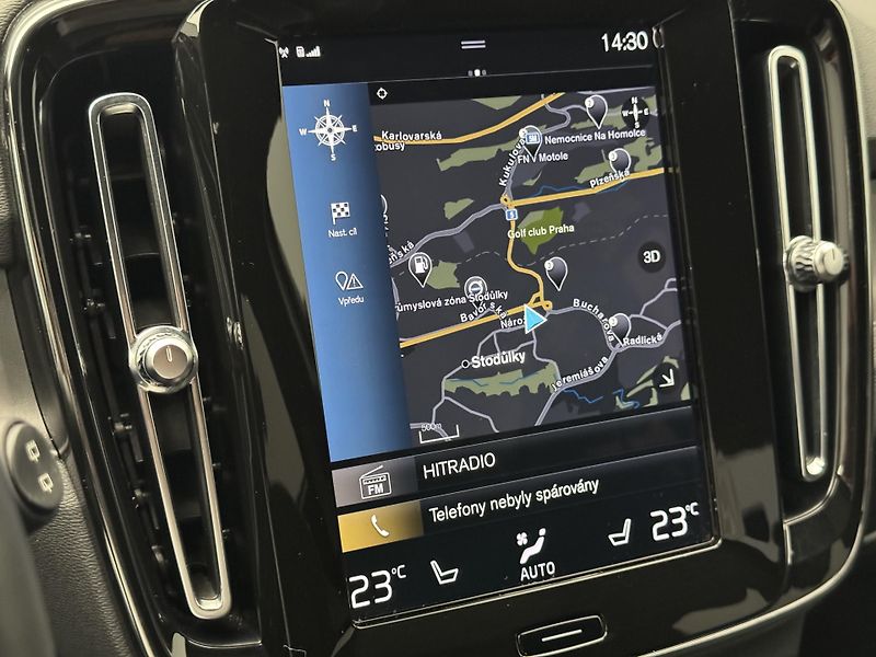 Volvo XC40 T4 RECHARGE ULTIMATE AUT - fotka 33 z 51