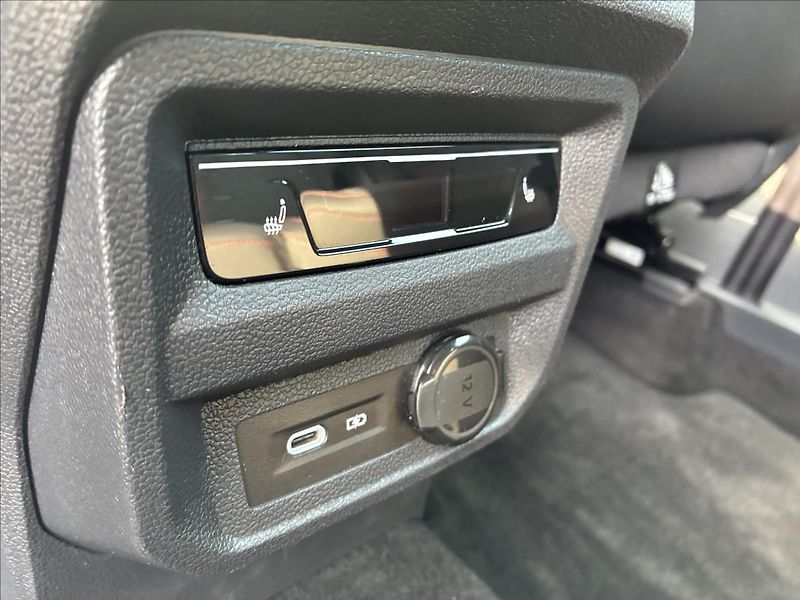 Seat Tarraco 2,0 TDI FR MANUÁL TAŽNÉ KAMERA - fotka 16 z 37