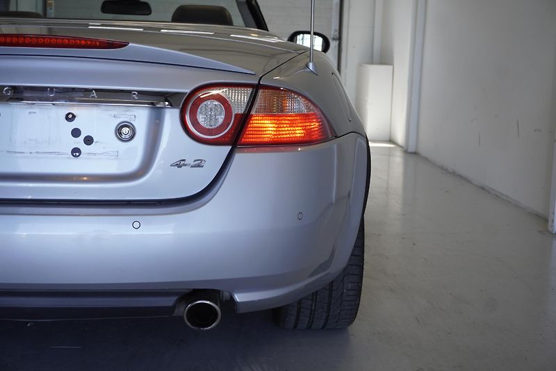 Jaguar XK 4.2 V8 kabrio - fotka 12 z 30