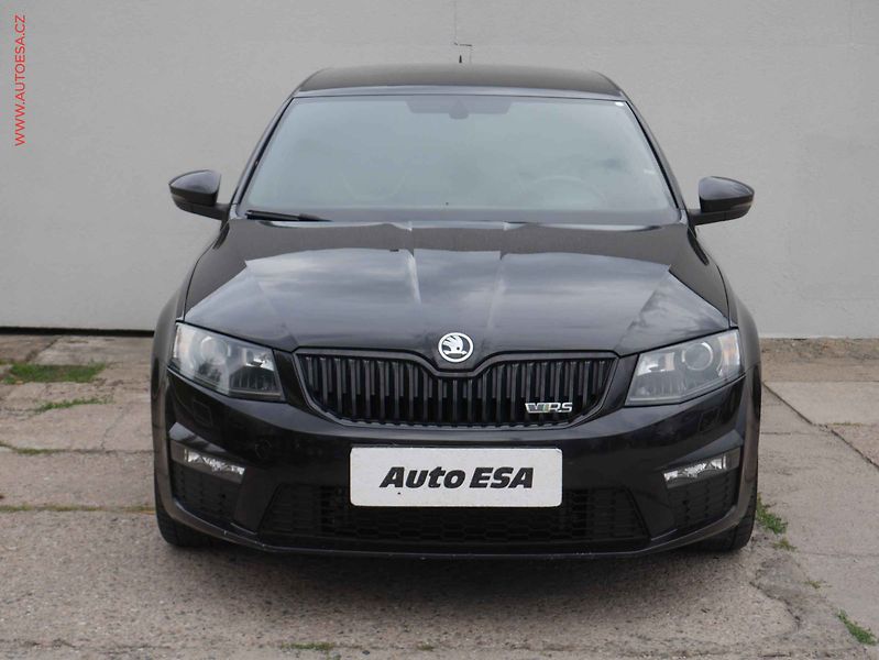Škoda Octavia (2017) 2.0TDi, DSG, navi, xenon - fotka 2 z 19