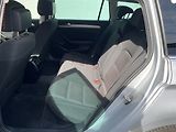 Volkswagen Passat (2018) 2.0 TDi 4x4, Comfortline, DSG - náhled 14