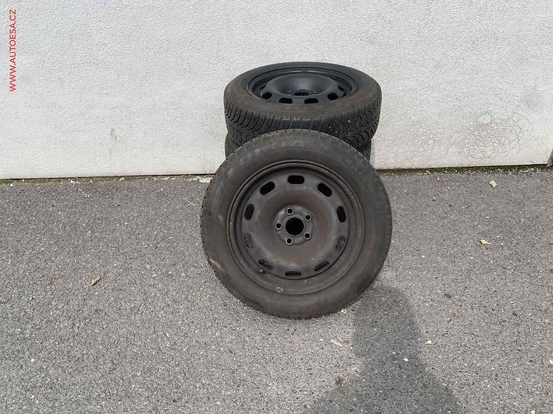 Volkswagen Polo (2007) 1.4 16V, CROSS - fotka 16 z 16