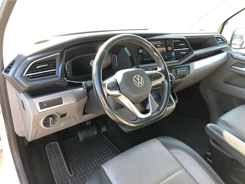 Volkswagen Caravelle 2,0 TDI 4motion Highline - fotka 5 z 29