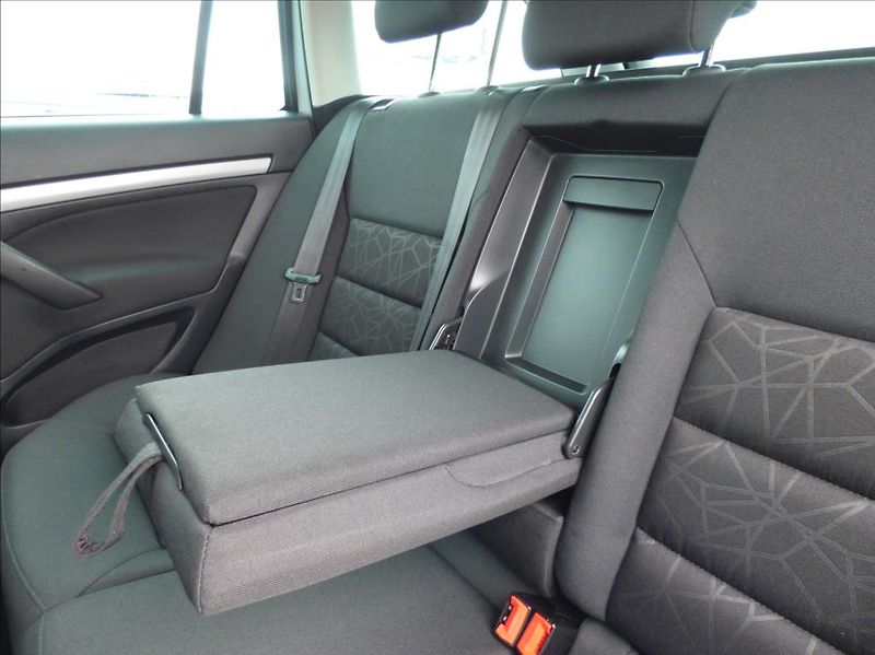 Škoda Octavia 2,0 TDI,4x4,Xenon,Elegance Edi - fotka 39 z 53