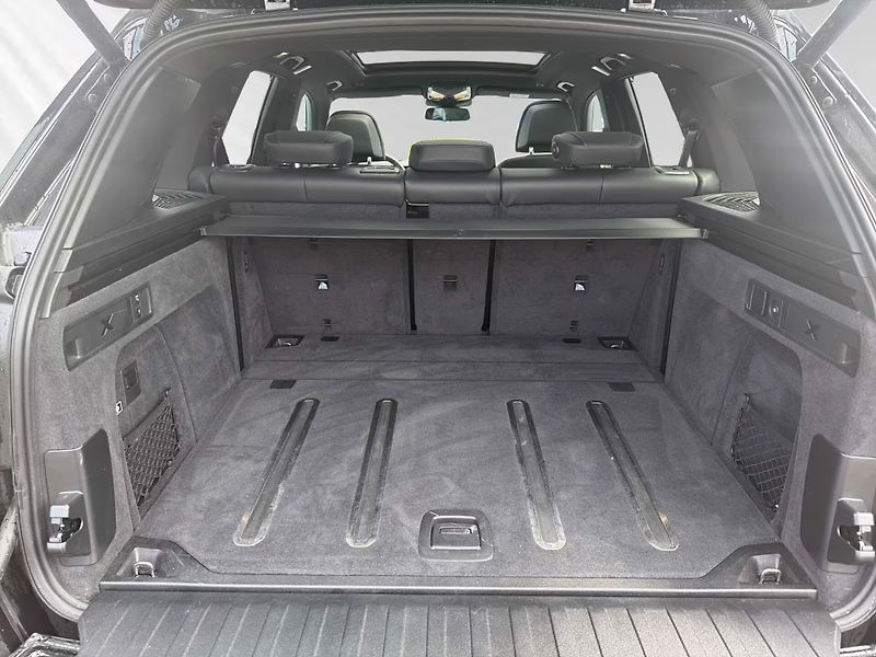BMW X5 xDrive40i M-Sport Pro DAProf - fotka 17 z 17