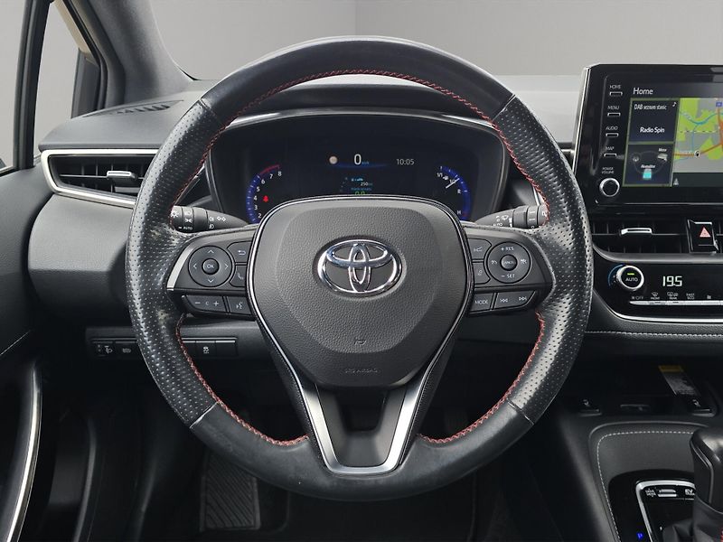Toyota Corolla (2020) GR Sport 2.0 HEV A/T 131kw, se - fotka 10 z 27