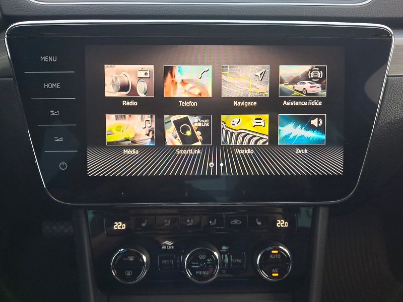 Škoda Superb (2023) Style DSG 1,5TSi 110kW - fotka 21 z 35