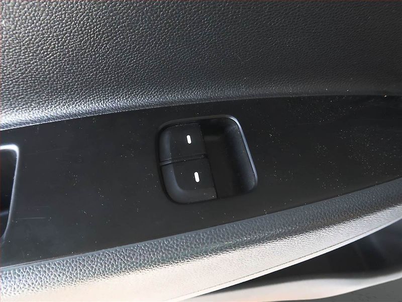 Hyundai i10 (2016) Classic 1.0, ČR,1.maj - fotka 15 z 17