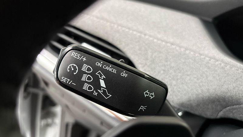 Škoda Enyaq 82 kWh AUT 80 Loft - fotka 14 z 29