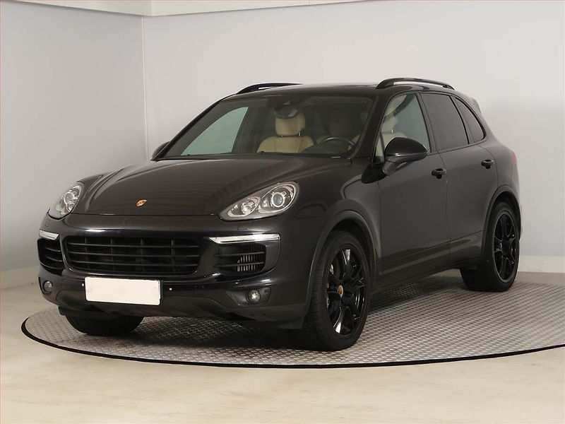 Porsche Cayenne (2016) S Diesel - fotka 2 z 24