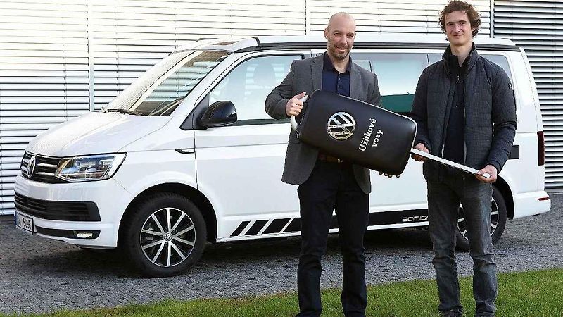 Dva roky bude Adam Ondra jezdit tímto Volkswagenem