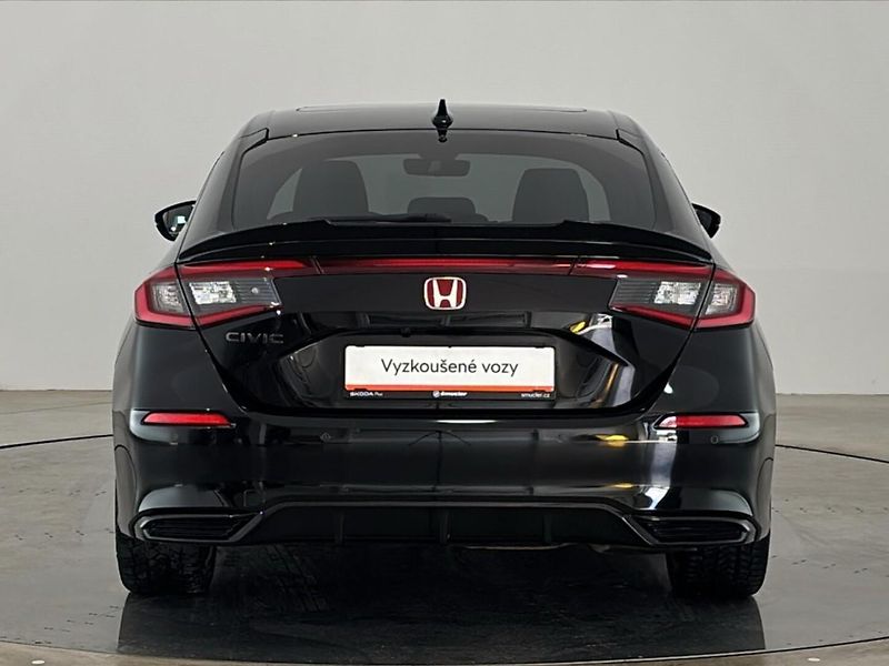 Honda Civic Advance - fotka 17 z 28