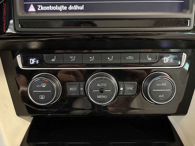 Volkswagen Passat (2016) 1.4 TSi, Highline, DSG, LED - fotka 15 z 17