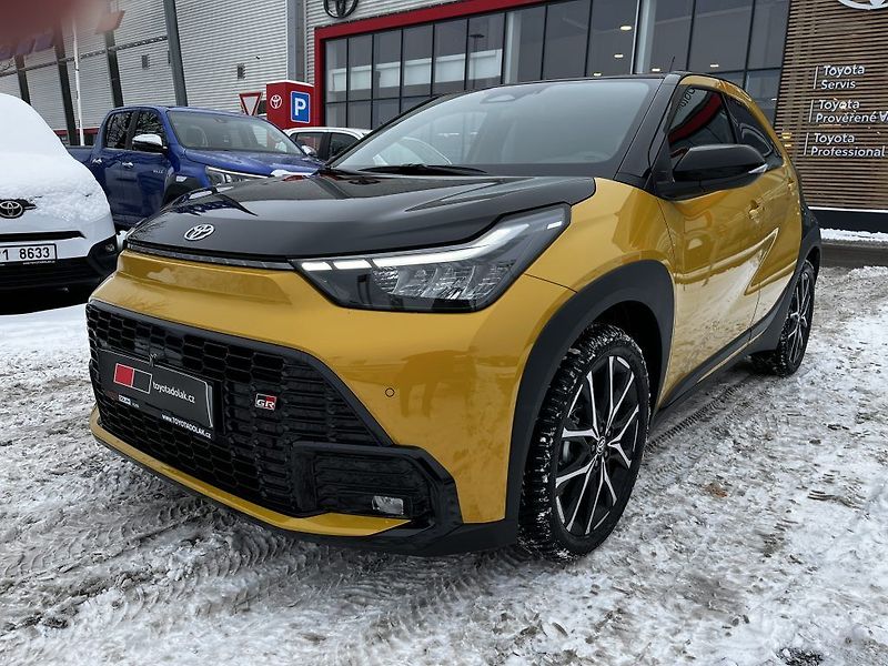 Toyota Aygo 1.5 Hybrid ODBĚR 8/2026 - fotka 9 z 27