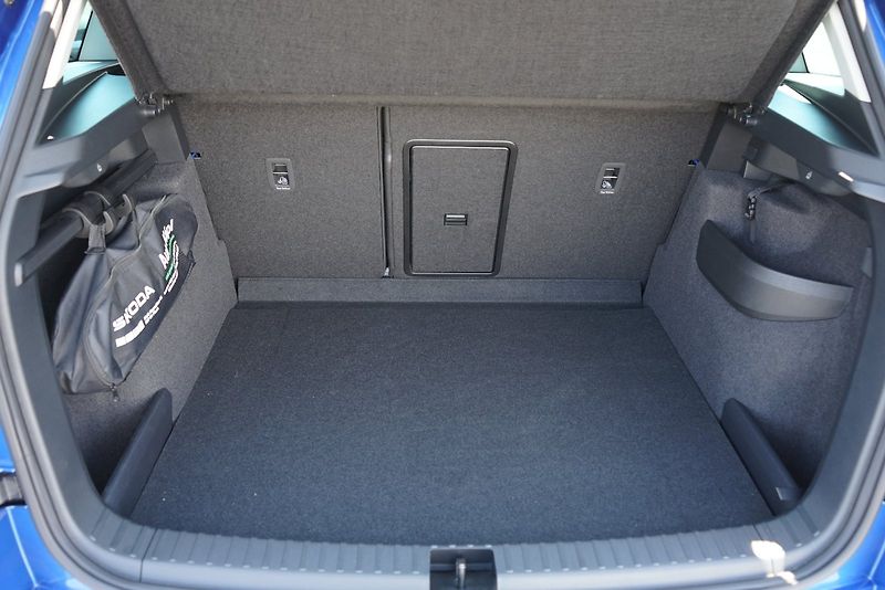 Škoda Karoq (2024) TSI 110 kW DSG Fresh - tažné - fotka 7 z 29
