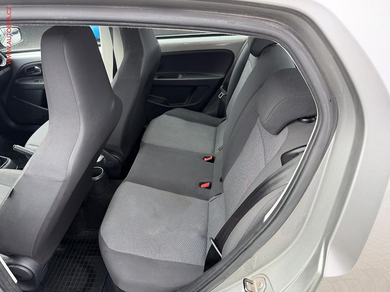 Volkswagen up! (2013) 1.0i, AC, STK1/28 - fotka 10 z 15