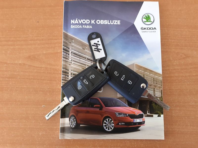 Škoda Fabia (2022) Kombi 1.0 TSi  ČR - fotka 30 z 31