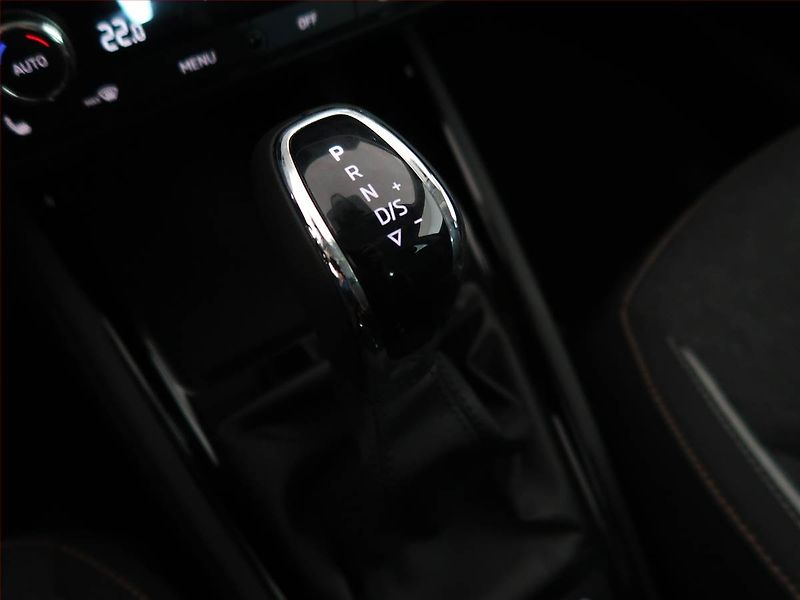 Škoda Kamiq (2023) Style 1.0 TSI - fotka 13 z 16