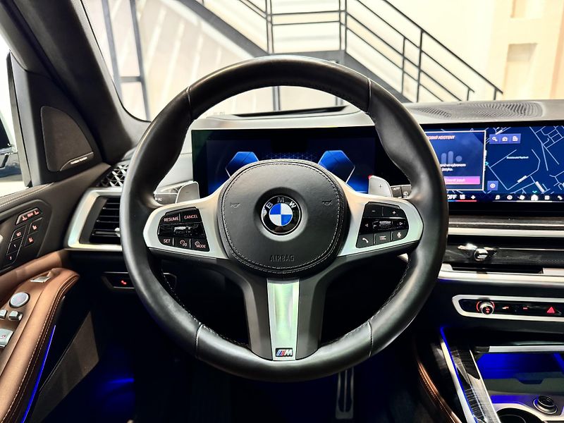 BMW X7 (2024) xDrive 40d mHEV A/T - fotka 8 z 18