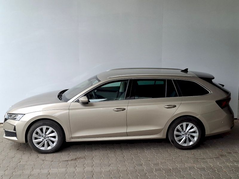 Škoda Octavia (2025) COMBI TOP SELECTION 2,0 TDI 11 - fotka 7 z 50