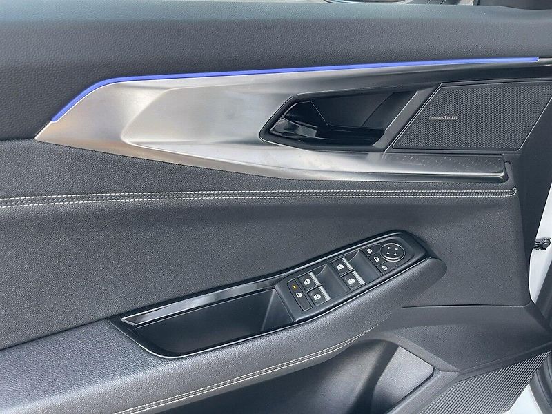 Renault Austral (2024) ICONIC full hybrid E-TECH 200 - fotka 25 z 30