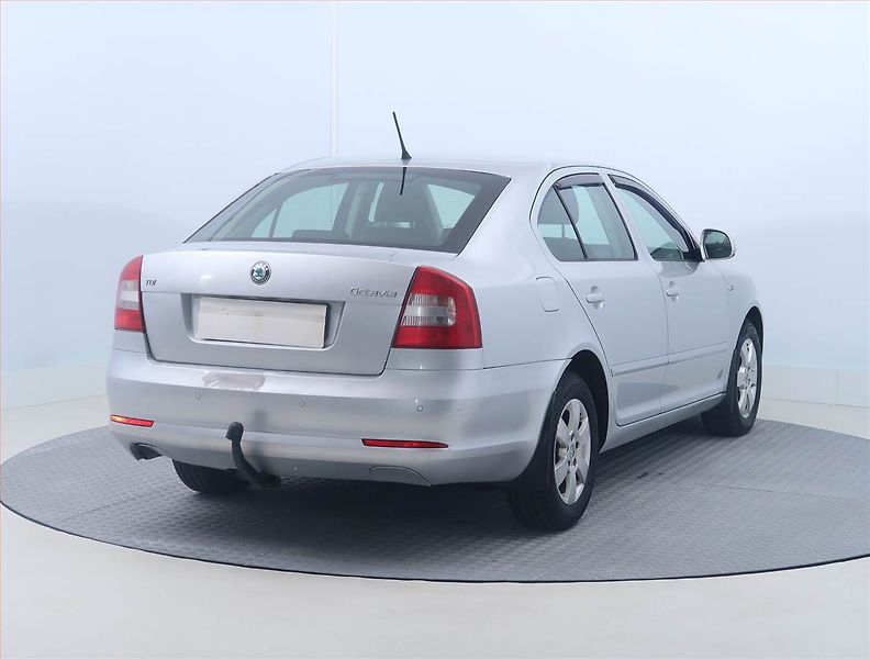 Škoda Octavia (2011) 1.6 TDI, Tažné, jezdí výborně - fotka 5 z 14