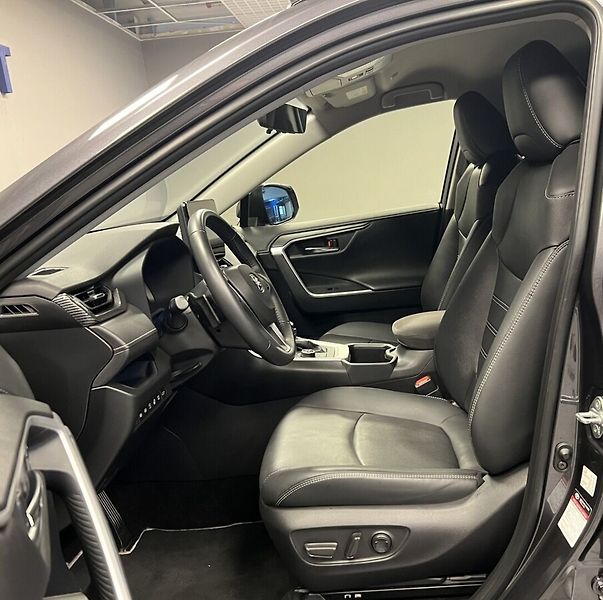 Toyota RAV4 2.5 Hybrid AT EXECUTIVE AWD - fotka 10 z 20