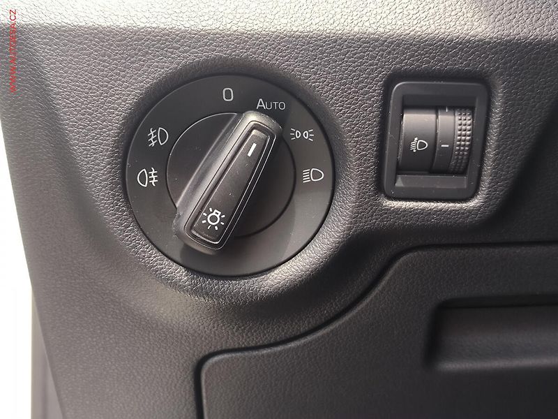 Škoda Scala (2021) 1.0 TSi, 2.maj,ČR, Ambition - fotka 18 z 22