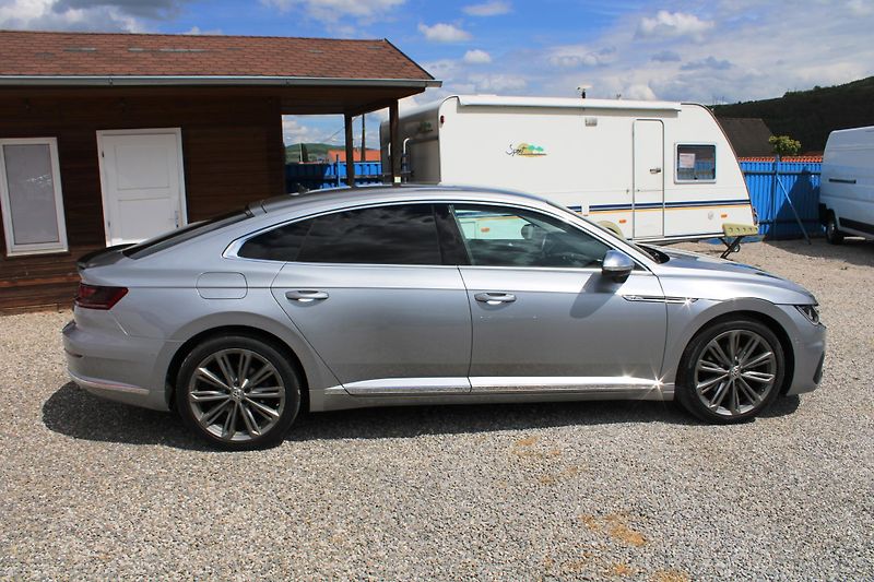Volkswagen Arteon (2018) 2,0TDI MATRIX NAVI KŮŽE 4x4 - fotka 8 z 16