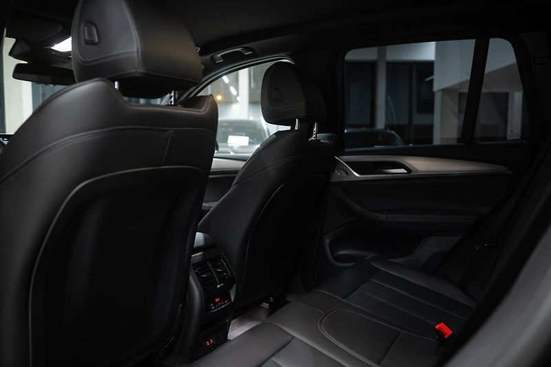 BMW X3 (2023) 20d M-SPORT 140KW 4x4 1CZ TOP! - fotka 35 z 40