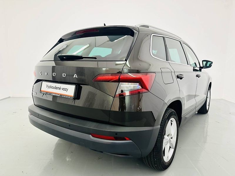 Škoda Karoq Style Plus 1.5TSI 110kW DSG7/1 - fotka 2 z 30