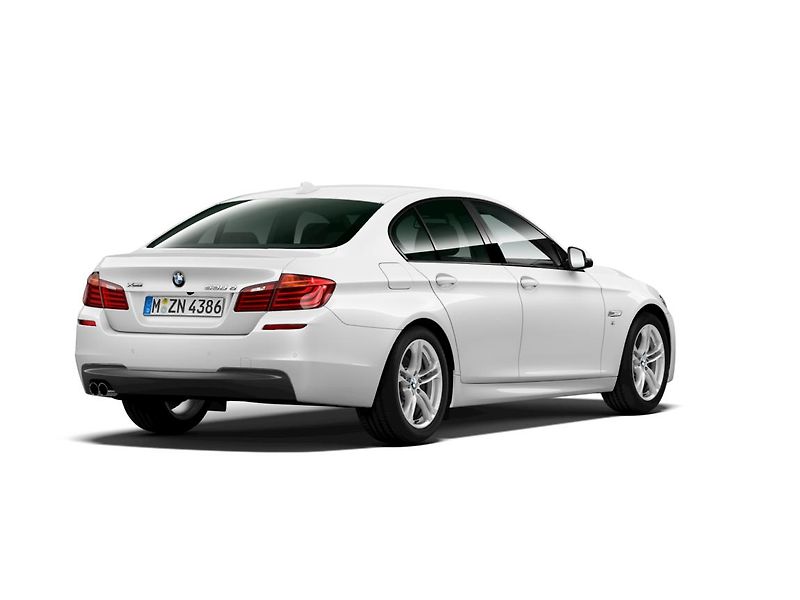 BMW Řada 5 530d xDrive Sedan - fotka 2 z 6