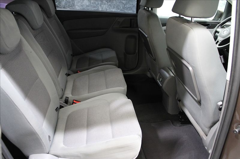 Volkswagen Sharan 2,0 TDI - fotka 12 z 29