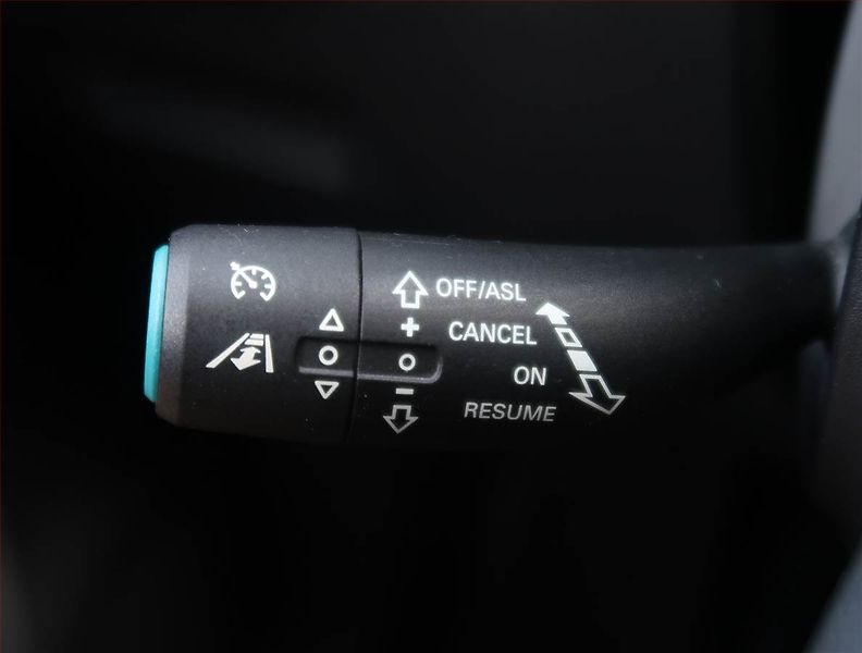 MG ZS (2019) EV 42.5 kWh, SoH 88%, Automat - fotka 18 z 23