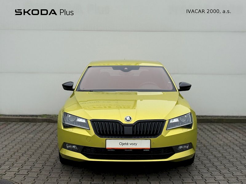 Škoda Superb (2019) 2.0 TSI  200 kW DSG 4x4 SportL - fotka 4 z 26