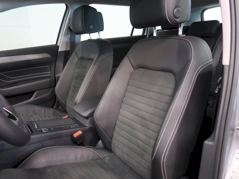 Volkswagen Passat (2022) ELEGANCE 2.0TDI EVO DSG - fotka 15 z 38