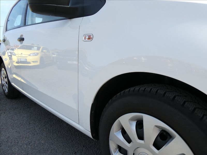 Škoda Citigo 1,0 MPi KLIMA - fotka 12 z 41