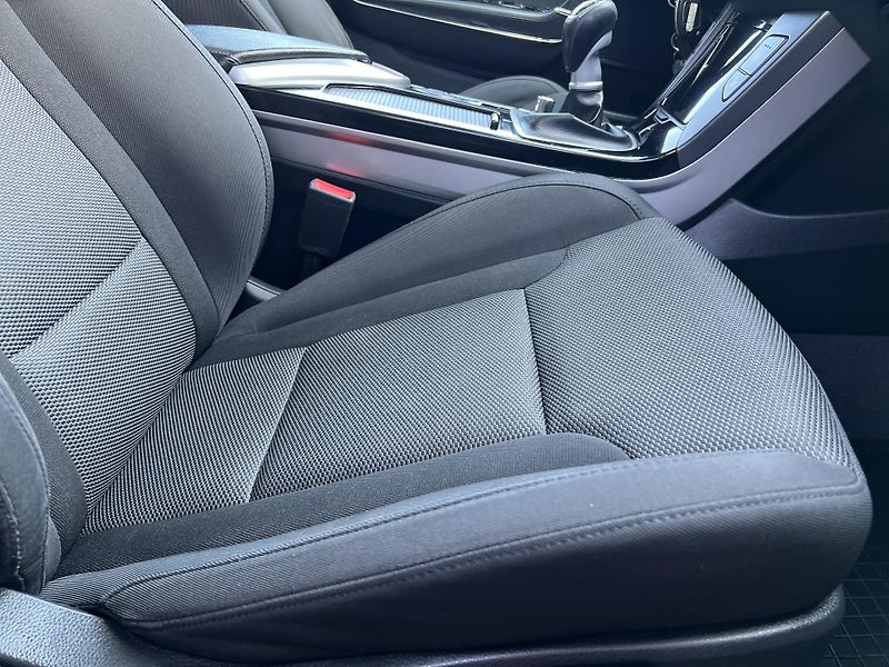 Hyundai i40 1.7CRDi KAMERA KLIMA PŮVOD ČR - fotka 33 z 41